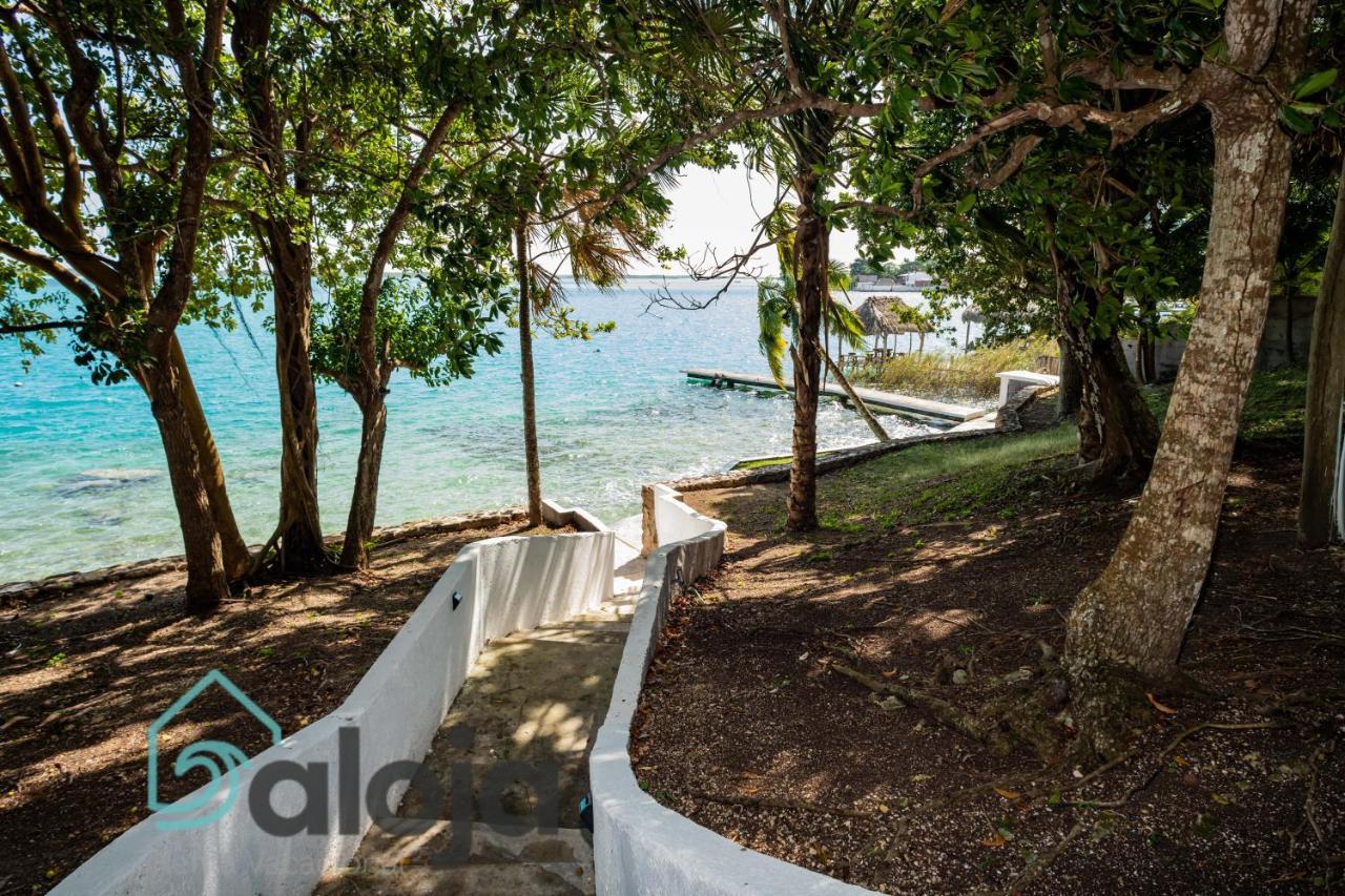 Villa Xtohil With Private Access To The Magic 7 Colors Lagoon Bacalar Exterior photo
