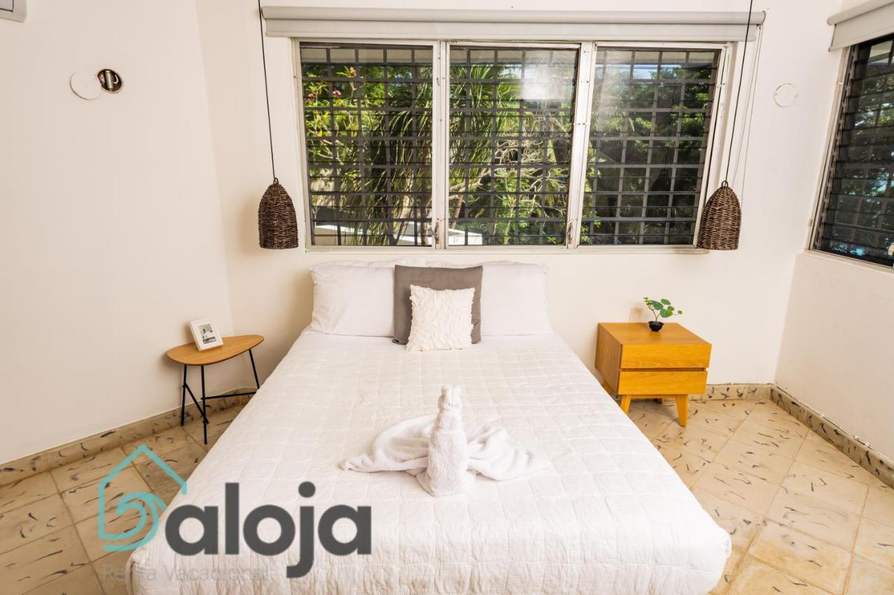 Villa Xtohil With Private Access To The Magic 7 Colors Lagoon Bacalar Exterior photo